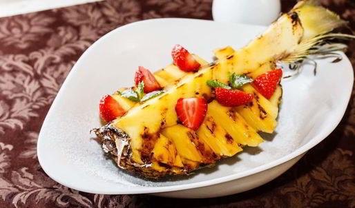 ананас на гриле