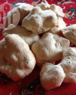 Ореховое безе