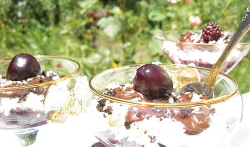 черешневый десерт с творогом