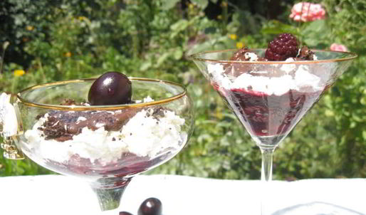 черешневый десерт с творогом