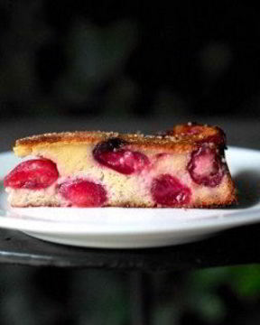 Черешневый клафути