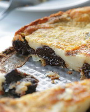 Клафути с черносливом