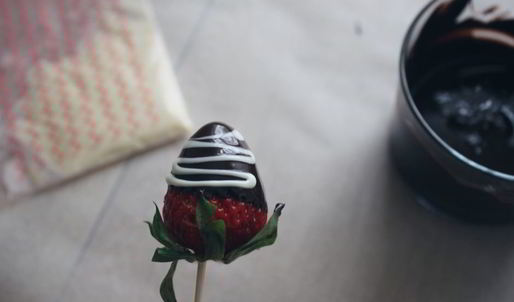 клубника в шоколаде