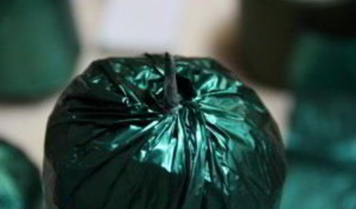 ананас из конфет