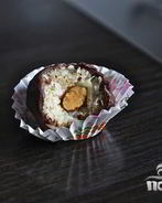 Кокосовые конфеты с миндалем и шоколадом