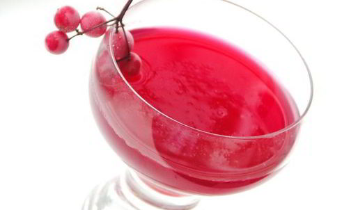 конфеты из фиников, чернослива, калины и орехов