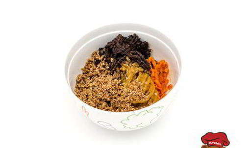 конфеты из миндаля и сухофруктов