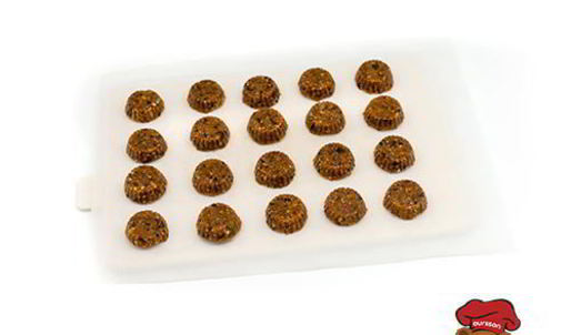 конфеты из миндаля и сухофруктов