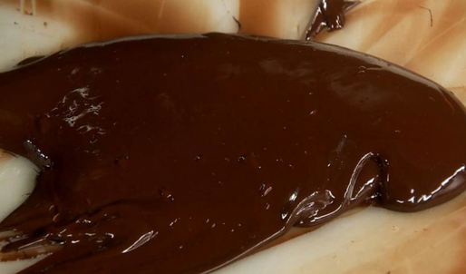 корпусные конфеты с ромово-вишневой начинкой