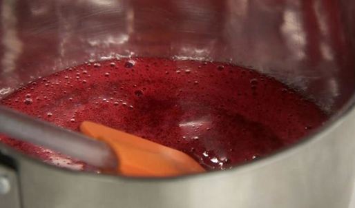 корпусные конфеты с ромово-вишневой начинкой