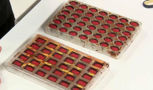 корпусные конфеты с ромово-вишневой начинкой