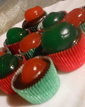 Мягкие шоколадные конфеты с ромом и вишней