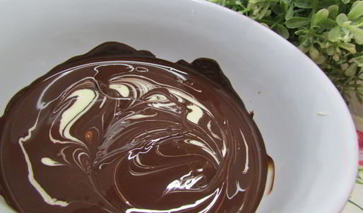 шоколадные конфеты радужные