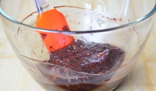 шоколадные конфеты с фундуком