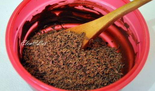 шоколадные конфеты с тыквенным кремом, мандариновым мармеладом и миндалем