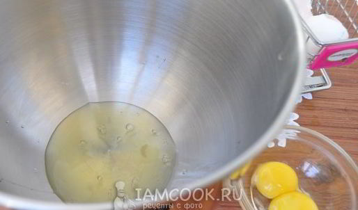 белковый крем для торта