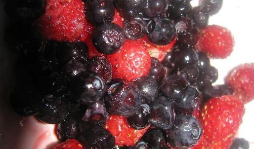 блинчики 3 злака с творожно-ягодным кремом