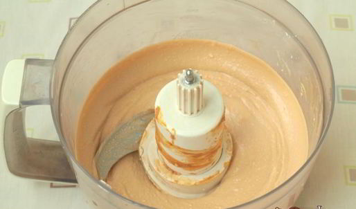 крем-брюле из творога с вареной сгущенкой и вишней