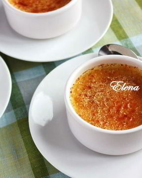 Крем-брюле с медом и розмарином