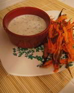 Крем с пармезаном и морковные чипсы