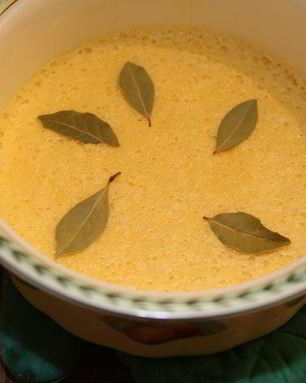 Лимонно-сметанный крем с лавровым листом