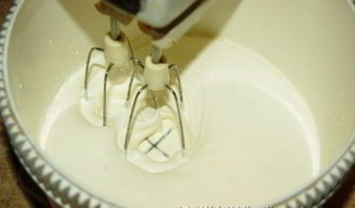 медовый бисквит со сливочным кремом