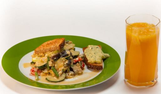 рагу из кабачков с кремом из цукини