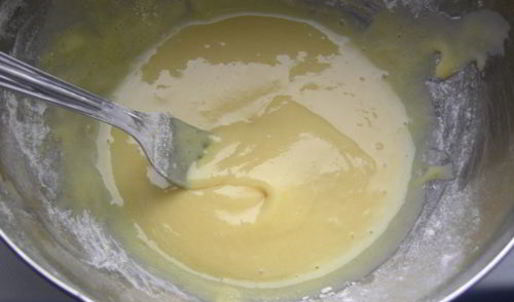 слоеные коржики с заварным кремом