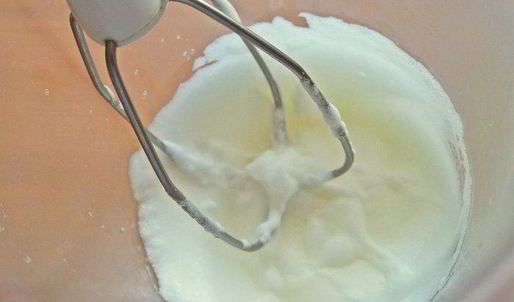 манный пудинг с фруктами