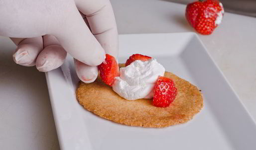 мильфей с клубникой