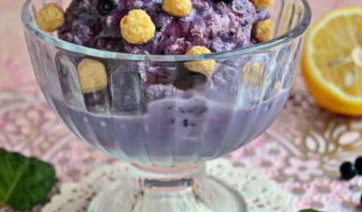 черничное мороженое с лимонной цедрой