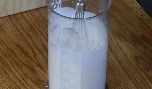 йогуртовое мороженое с ананасом