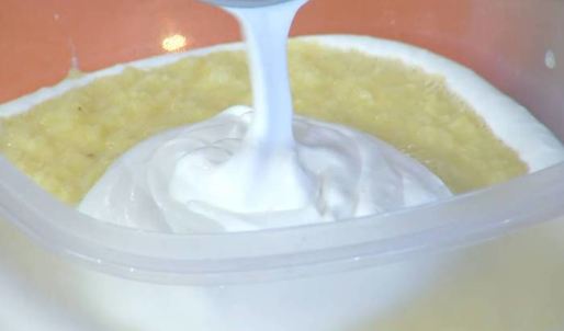 йогуртовое мороженое с ананасом