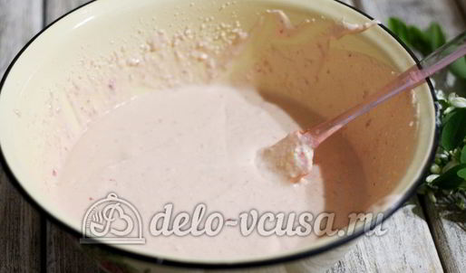 клубничное мороженое