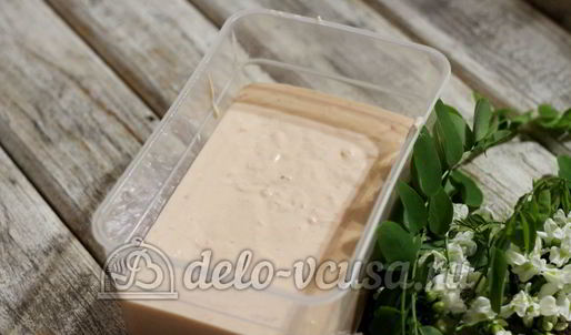 клубничное мороженое