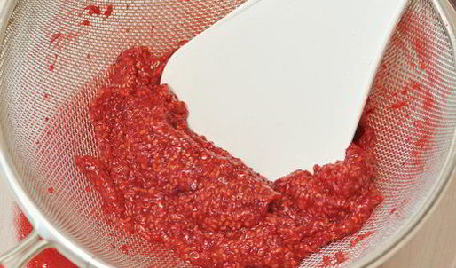 малиновое мороженое с йогуртом