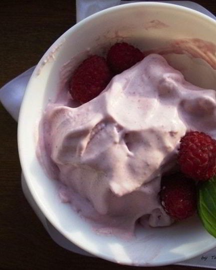 Рецепт малинового пломбира