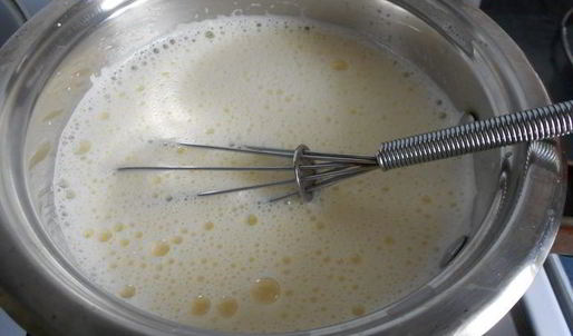 мороженое с ежевикой