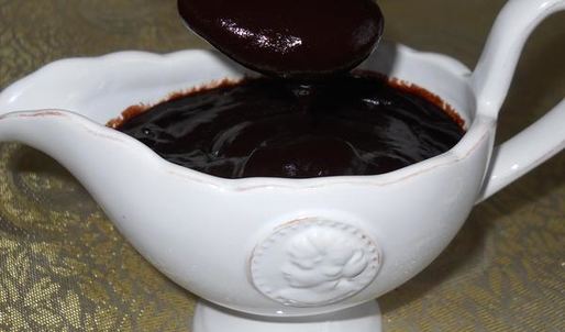 шоколадный соус для десертов, мороженого, блинов