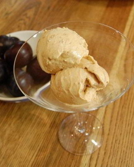 Рецепт сметанного мороженого с курагой