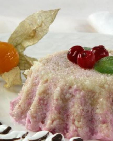 Рецепт творожно-клюквенного мороженого с миндалем