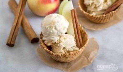 яблочное мороженое с корицей