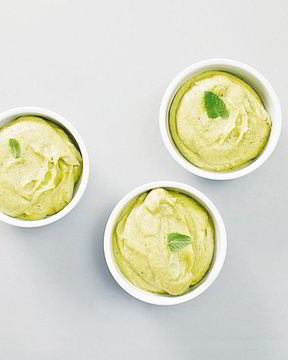 Фисташковый мусс с авокадо