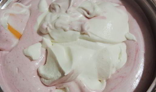 клюквенный торт-мусс с миндальным пралине праздничный