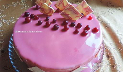 клюквенный торт-мусс с миндальным пралине праздничный
