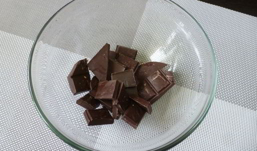 крем-мусс из шоколада и воды