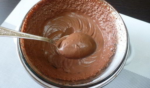крем-мусс из шоколада и воды