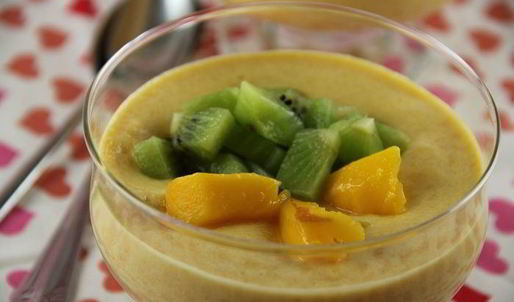 легкий крем-мусс из манго с рикоттой