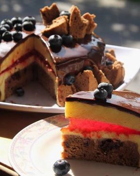 Лимонно-шоколадный муссовый торт