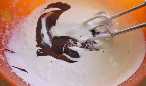 шоколадно-муссовый торт